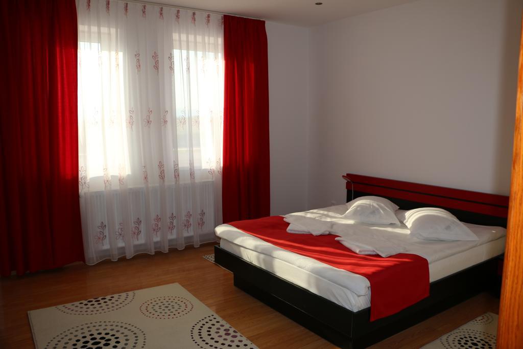 Sanderson Apartments Miercurea Ciuc Cameră foto
