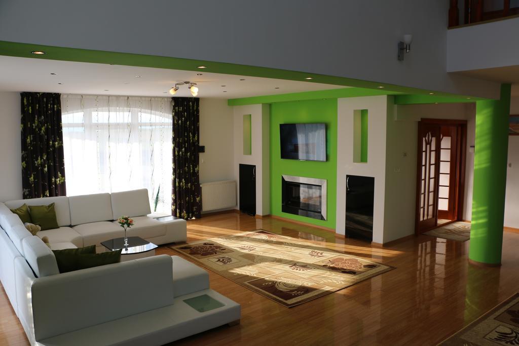 Sanderson Apartments Miercurea Ciuc Cameră foto